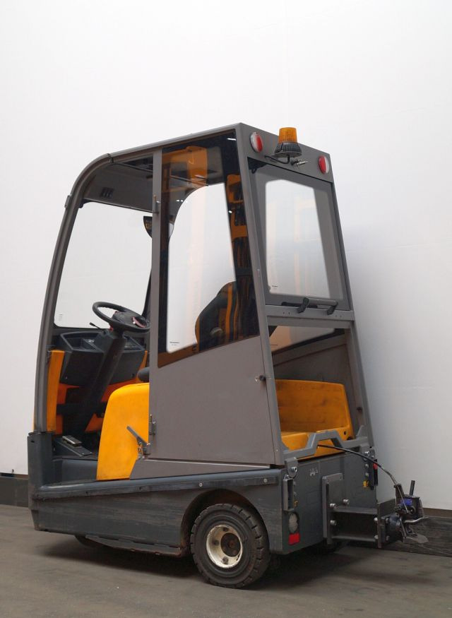 Jungheinrich EZS570 - Tow tractor: picture 2 Jungheinrich EZS570 - Tow tractor: picture 2