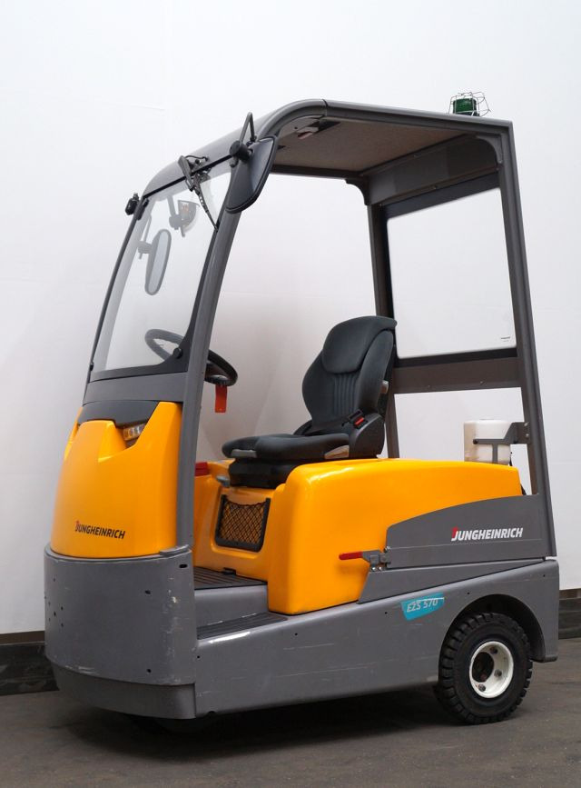 Jungheinrich EZS570 - Tow tractor: picture 1 Jungheinrich EZS570 - Tow tractor: picture 1
