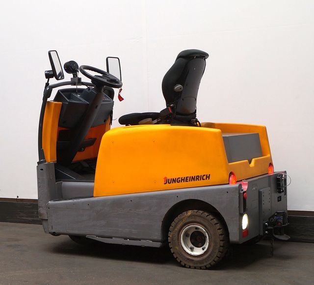 Jungheinrich EZS570 - Tow tractor: picture 2 Jungheinrich EZS570 - Tow tractor: picture 2