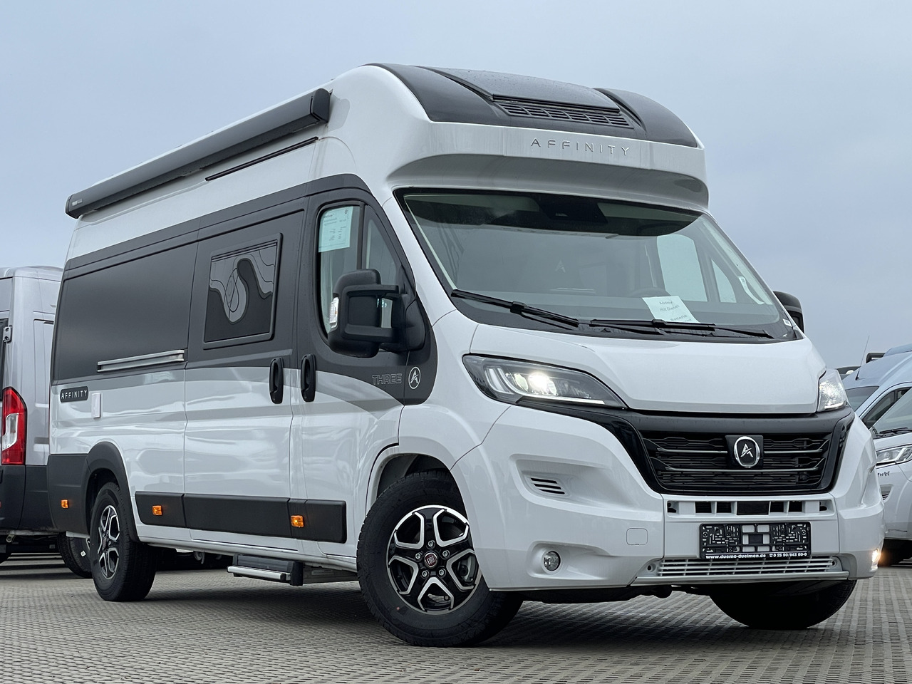 Affinity Three **180 PS** **AUTOMATIK** - Campervan: picture 1 Affinity Three **180 PS** **AUTOMATIK** - Campervan: picture 1