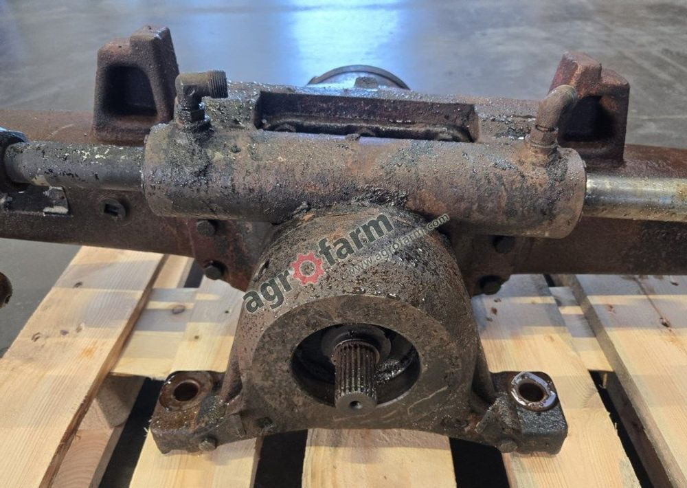 Przedni most John Deere 5090M 5080M 5075M 5100M - Transmission: picture 2 Przedni most John Deere 5090M 5080M 5075M 5100M - Transmission: picture 2
