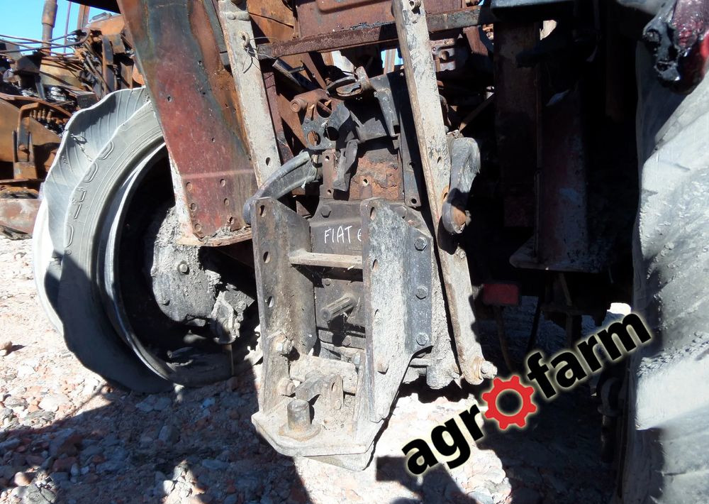 Fiat 60-66 65 wał piasta zawór skrzynia zwolnica most silnik - Spare parts: picture 3 Fiat 60-66 65 wał piasta zawór skrzynia zwolnica most silnik - Spare parts: picture 3
