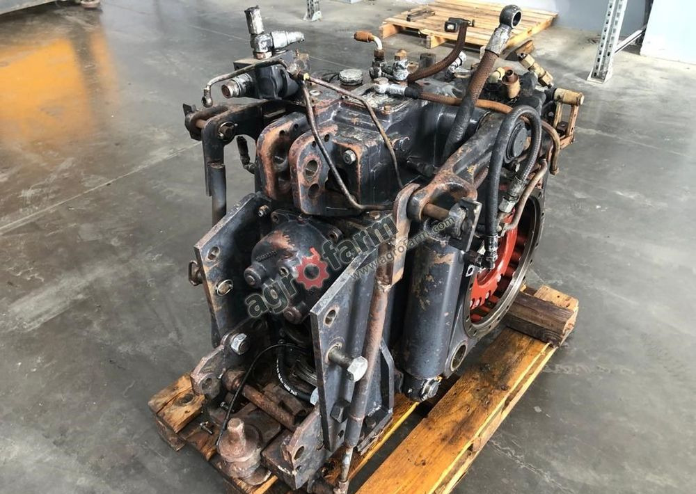 Tylny most Landini Legend 130 3553100R4 - Gearbox: picture 2 Tylny most Landini Legend 130 3553100R4 - Gearbox: picture 2