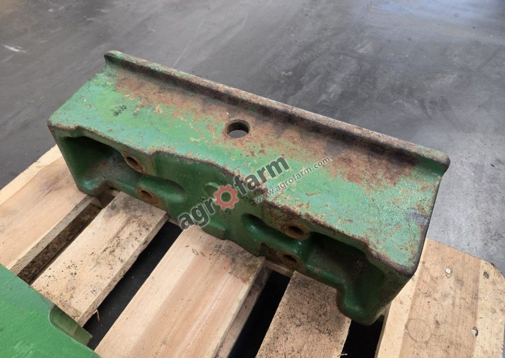 Zaczep przedni 65kg, John Deere 7800 - Body and exterior: picture 2 Zaczep przedni 65kg, John Deere 7800 - Body and exterior: picture 2