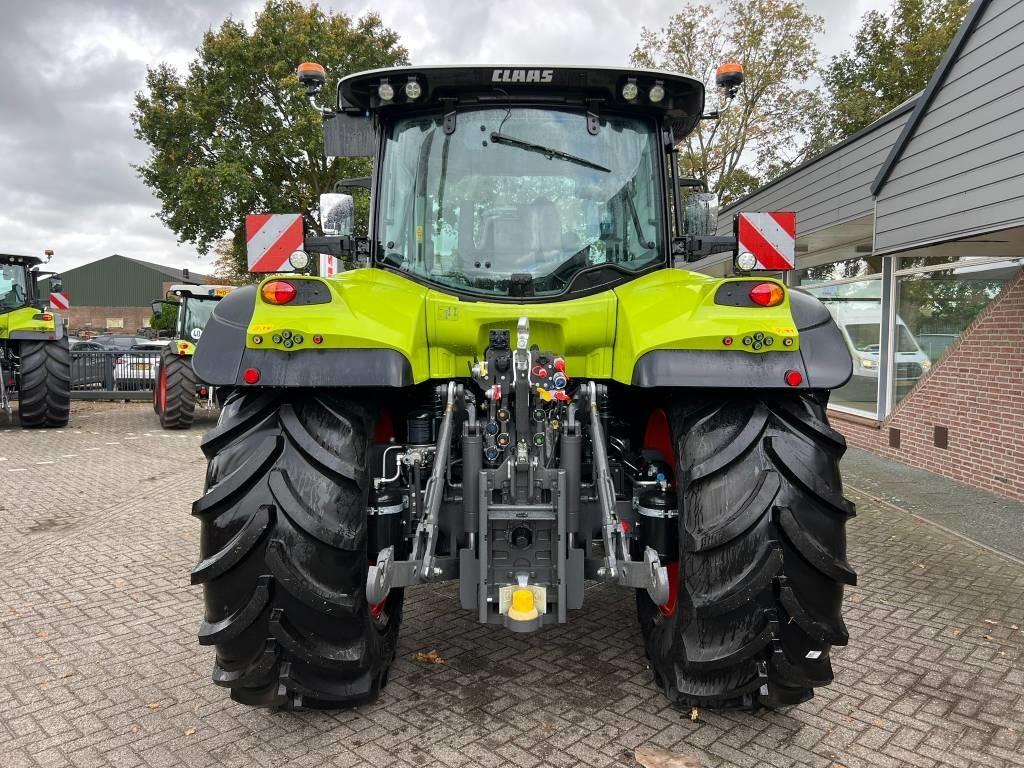 Claas Arion 530 CIS+ - Farm tractor: picture 4 Claas Arion 530 CIS+ - Farm tractor: picture 4