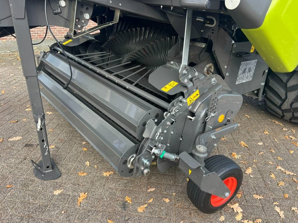 Round baler Claas Rollant 630 RC Uniwrap: picture 8 Round baler Claas Rollant 630 RC Uniwrap: picture 8