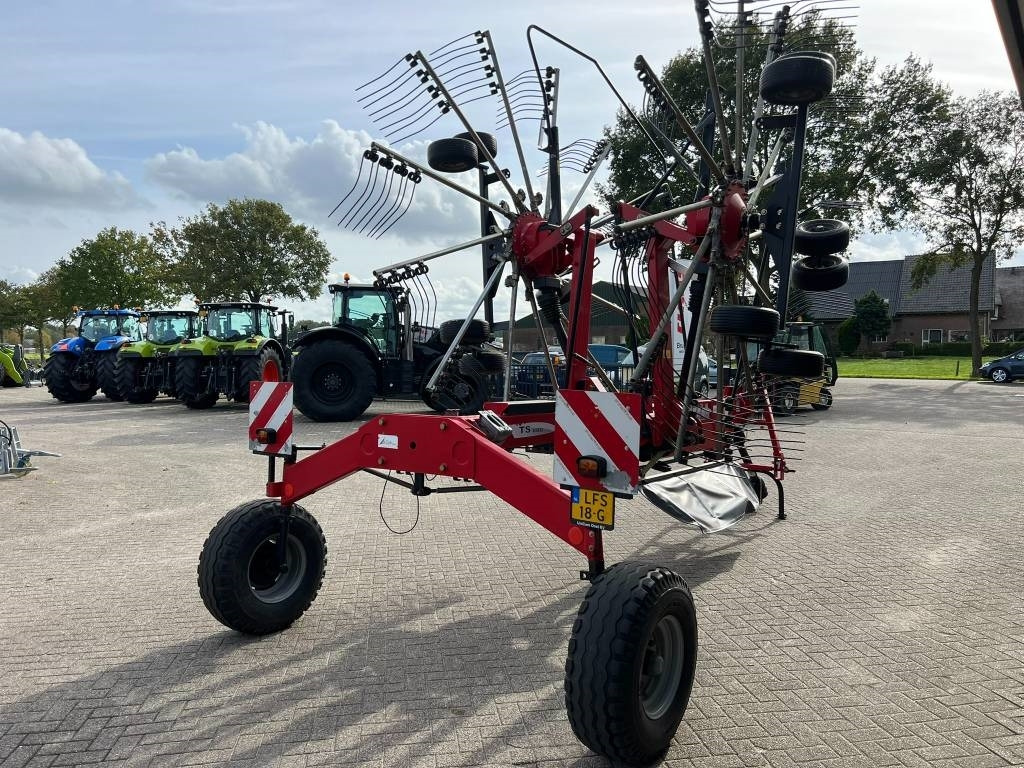 Fella TS 880  - Tedder/ Rake: picture 5 Fella TS 880  - Tedder/ Rake: picture 5