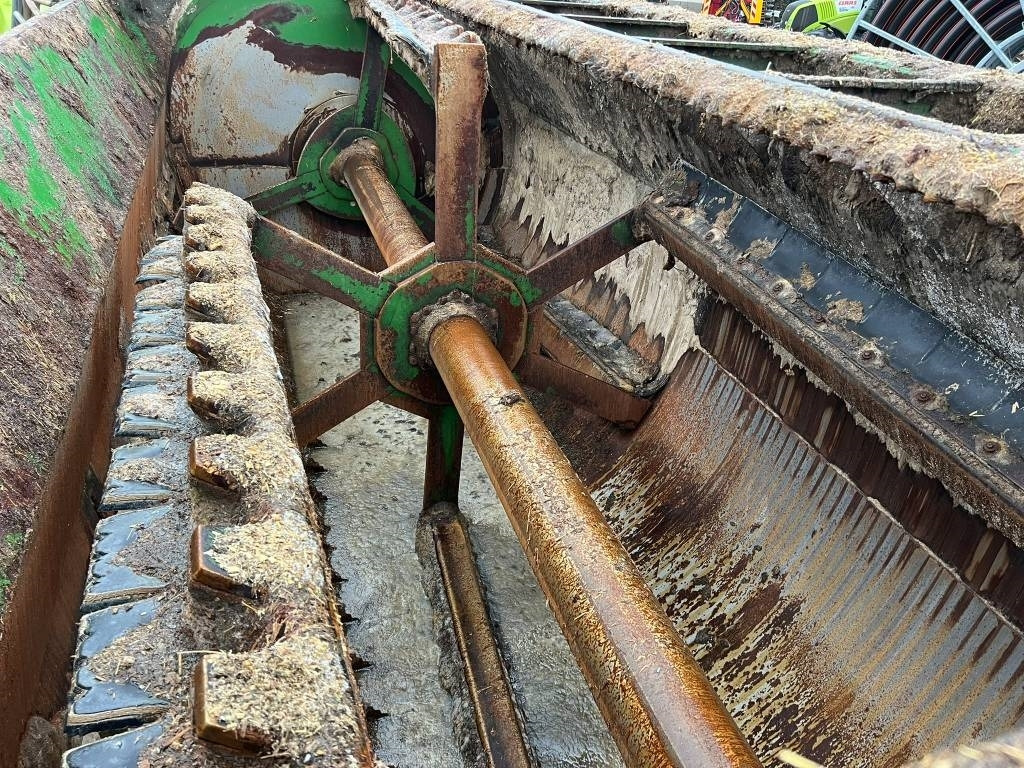 Keenan Mech-Fiber 365 - Forage mixer wagon: picture 5 Keenan Mech-Fiber 365 - Forage mixer wagon: picture 5