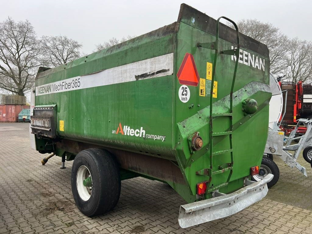Keenan Mech-Fiber 365 - Forage mixer wagon: picture 2 Keenan Mech-Fiber 365 - Forage mixer wagon: picture 2