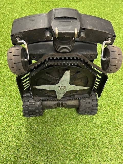 WIPER I 180S ROBOTMAAIER - Lawn mower: picture 3 WIPER I 180S ROBOTMAAIER - Lawn mower: picture 3