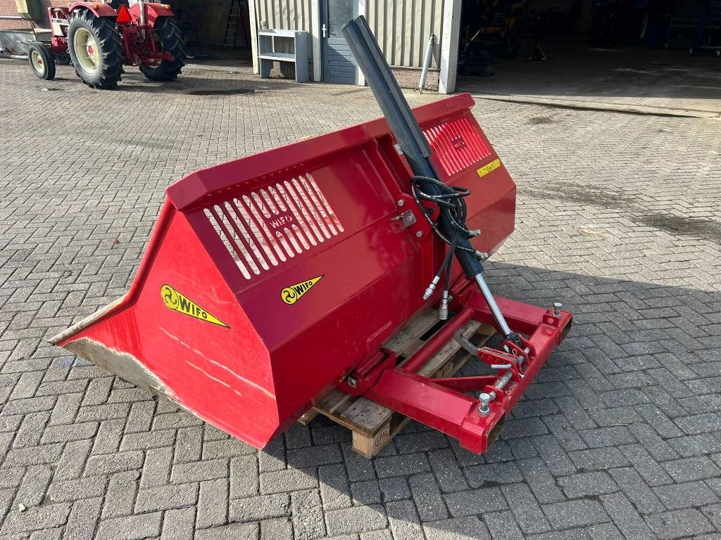 Wifo HOD-200 Schepbak - Loader bucket for Agricultural machinery: picture 2 Wifo HOD-200 Schepbak - Loader bucket for Agricultural machinery: picture 2