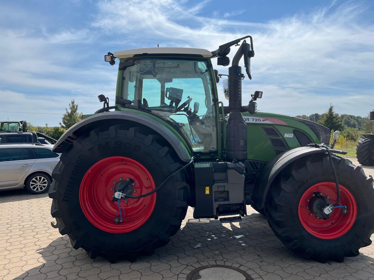 Fendt 720 Vario S4 ProfiPlus - Farm tractor: picture 2 Fendt 720 Vario S4 ProfiPlus - Farm tractor: picture 2
