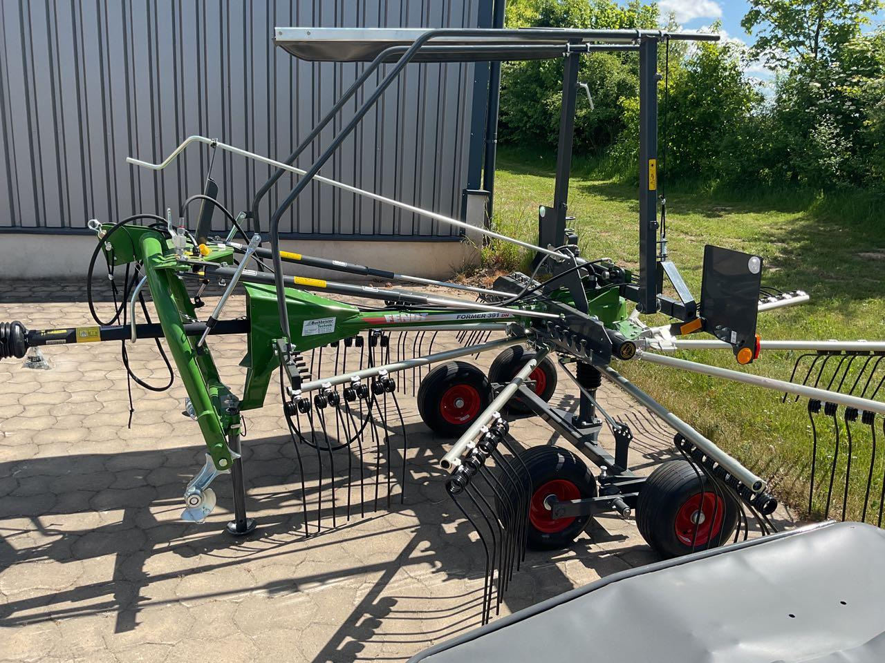 Fendt Former 391 DN - Tedder/ Rake: picture 1 Fendt Former 391 DN - Tedder/ Rake: picture 1