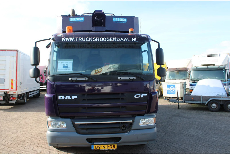 DAF CF 75 .250 + euro 5 + 6X2 - Refuse truck: picture 2 DAF CF 75 .250 + euro 5 + 6X2 - Refuse truck: picture 2