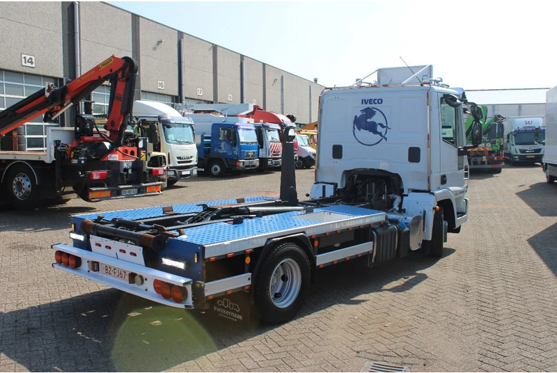 Iveco Eurocargo 100e18 +EURO 5 + HOOK SYSTEM - Hook lift truck: picture 5 Iveco Eurocargo 100e18 +EURO 5 + HOOK SYSTEM - Hook lift truck: picture 5