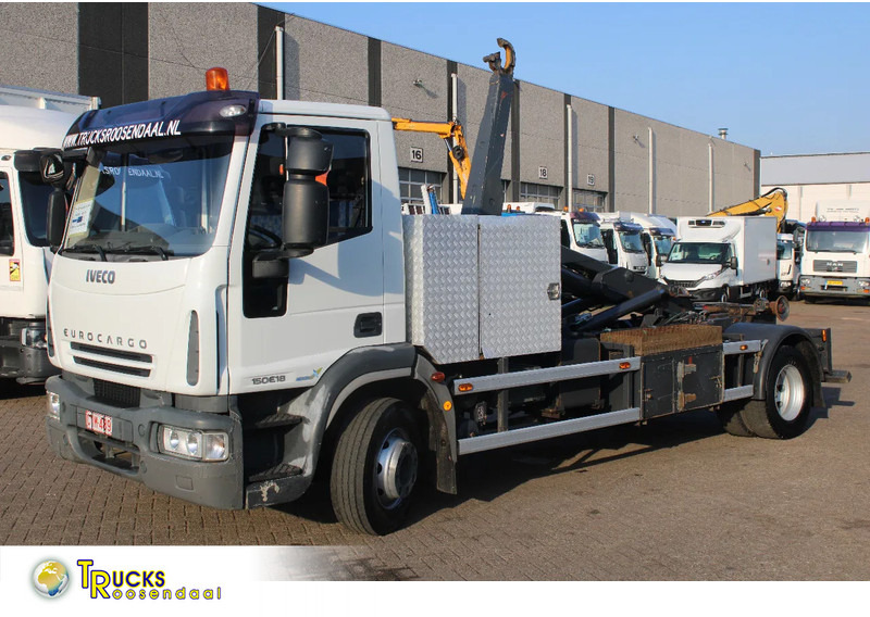 Iveco Eurocargo 150E18 + manual + 3p - Hook lift truck: picture 1 Iveco Eurocargo 150E18 + manual + 3p - Hook lift truck: picture 1