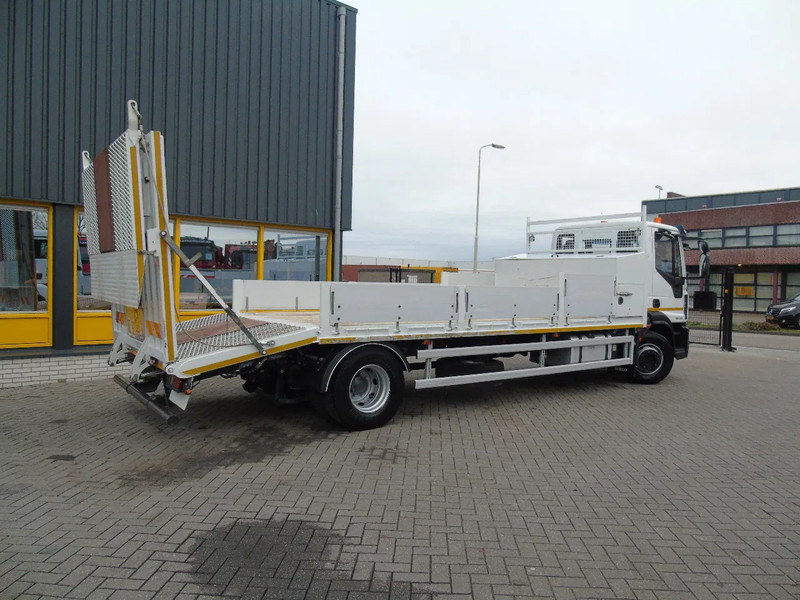 Iveco Eurocargo 160E210 + 71.0000km + euro 6 + - Car transporter truck: picture 4 Iveco Eurocargo 160E210 + 71.0000km + euro 6 + - Car transporter truck: picture 4