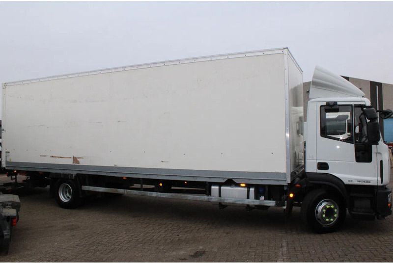 Iveco Eurocargo 160e25 + lift + euro 6 - Box truck: picture 3 Iveco Eurocargo 160e25 + lift + euro 6 - Box truck: picture 3