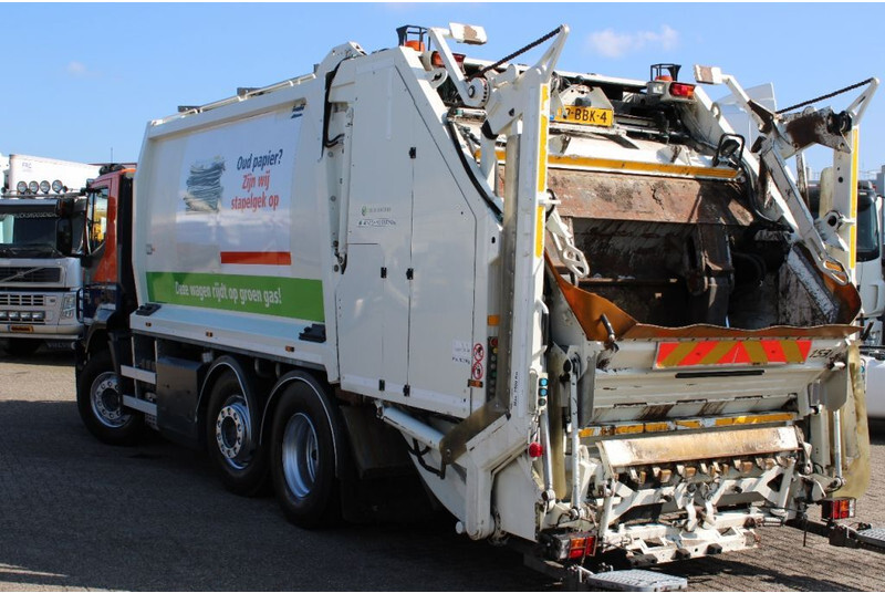 Iveco Stralis 270 CNG + GARBAGE + EURO 5 + 6X2 + RETARDER - Refuse truck: picture 2 Iveco Stralis 270 CNG + GARBAGE + EURO 5 + 6X2 + RETARDER - Refuse truck: picture 2