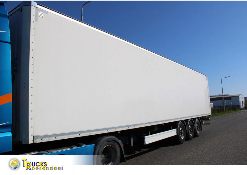 Kässbohrer 3x axle + bpw - Closed box semi-trailer: picture 1 Kässbohrer 3x axle + bpw - Closed box semi-trailer: picture 1