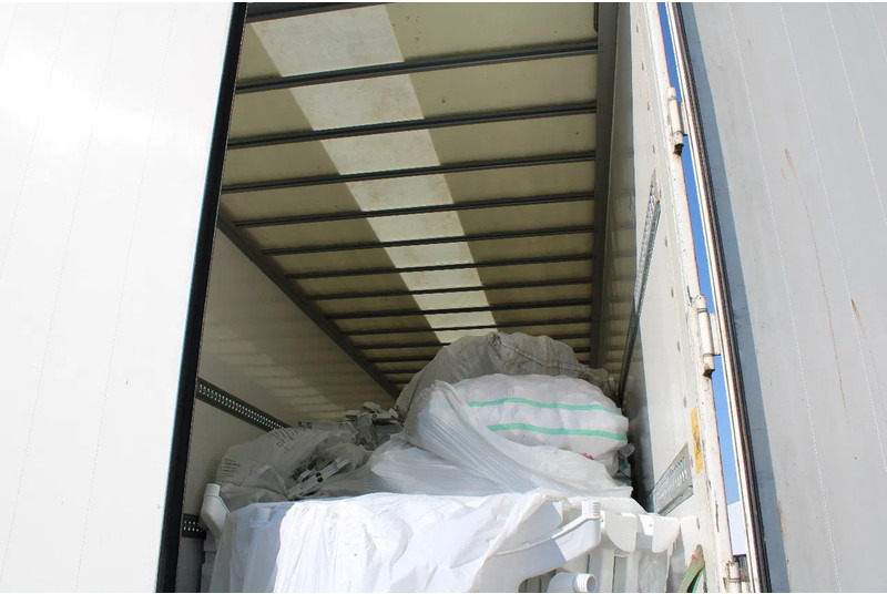 Kässbohrer 3x axle + bpw - Closed box semi-trailer: picture 5 Kässbohrer 3x axle + bpw - Closed box semi-trailer: picture 5