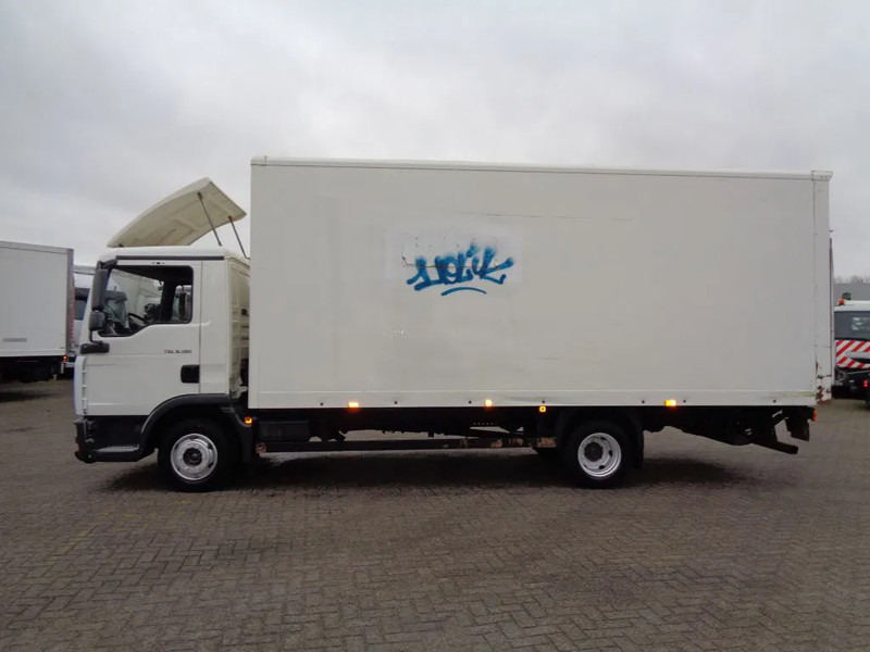 Box truck MAN TGL 8.180 TGL 8.180 + MANUAL + Lift: picture 6 Box truck MAN TGL 8.180 TGL 8.180 + MANUAL + Lift: picture 6