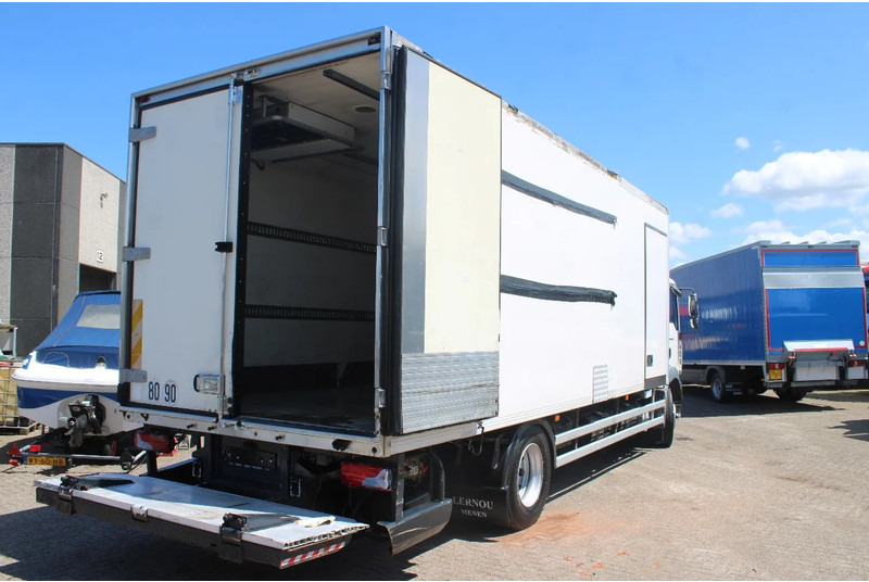 Refrigerated truck MAN TGM 18.280 + EURO 4 + LIFT + 18T: picture 9