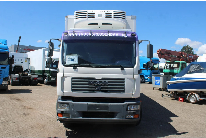 MAN TGM 18.280 + EURO 4 + LIFT + 18T - Refrigerated truck: picture 3 MAN TGM 18.280 + EURO 4 + LIFT + 18T - Refrigerated truck: picture 3
