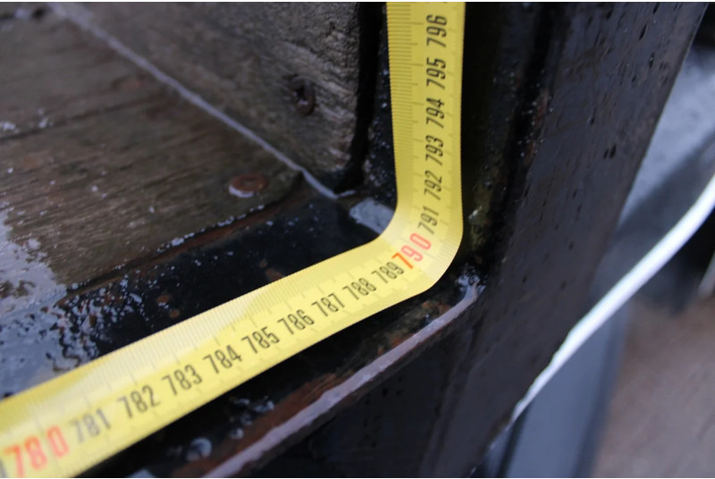 Dropside/ Flatbed truck MAN TGX 26.440 + EURO 5 + Right Hand Drive: picture 15 Dropside/ Flatbed truck MAN TGX 26.440 + EURO 5 + Right Hand Drive: picture 15