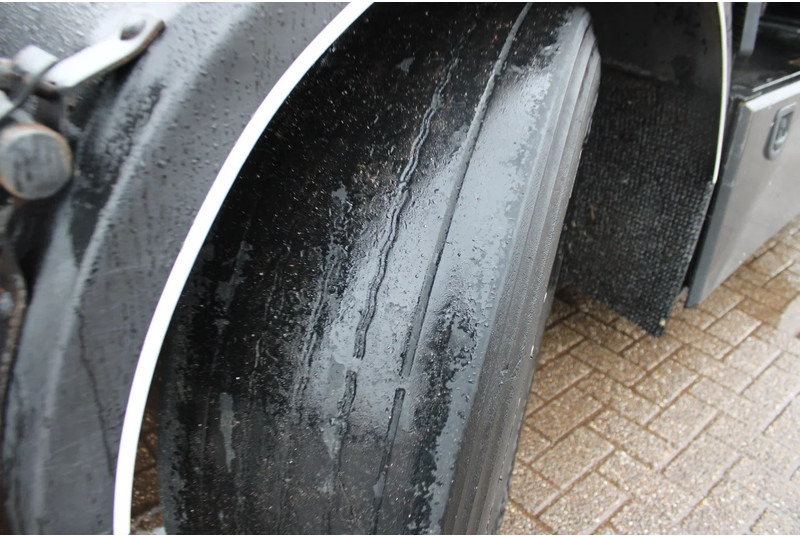 Dropside/ Flatbed truck MAN TGX 26.440 + EURO 5 + Right Hand Drive: picture 7 Dropside/ Flatbed truck MAN TGX 26.440 + EURO 5 + Right Hand Drive: picture 7