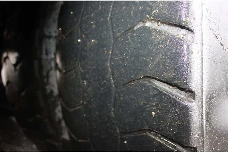 Dropside/ Flatbed truck MAN TGX 26.440 + EURO 5 + Right Hand Drive: picture 20 Dropside/ Flatbed truck MAN TGX 26.440 + EURO 5 + Right Hand Drive: picture 20