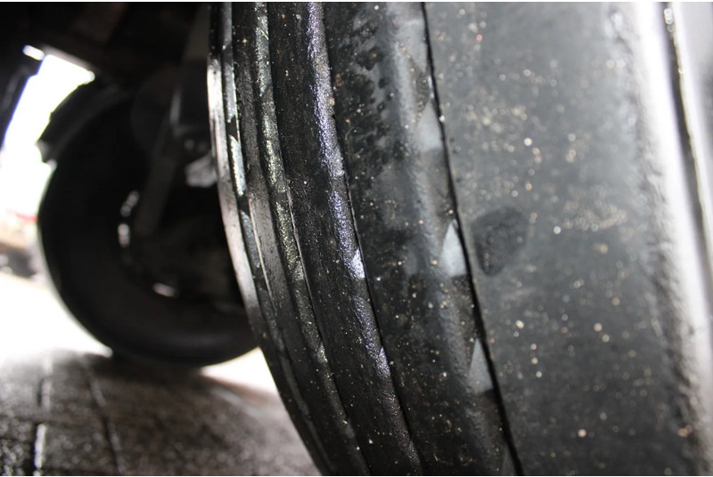 Dropside/ Flatbed truck MAN TGX 26.440 + EURO 5 + Right Hand Drive: picture 10 Dropside/ Flatbed truck MAN TGX 26.440 + EURO 5 + Right Hand Drive: picture 10