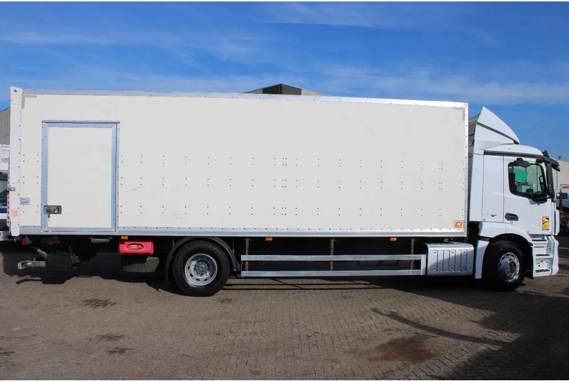 Mercedes-Benz Antos reserved!! 1839 + EURO 6 - Box truck: picture 4 Mercedes-Benz Antos reserved!! 1839 + EURO 6 - Box truck: picture 4