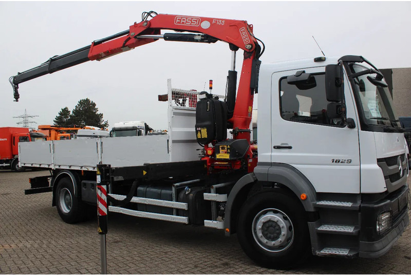 Mercedes-Benz Axor 1929 + FASSI F155 + REMOTE + EURO 5 + MANUAL - Crane truck: picture 2 Mercedes-Benz Axor 1929 + FASSI F155 + REMOTE + EURO 5 + MANUAL - Crane truck: picture 2