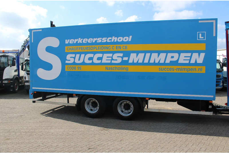 Pacton 2X AXLE + NICE TRAILER - Closed box trailer: picture 3 Pacton 2X AXLE + NICE TRAILER - Closed box trailer: picture 3