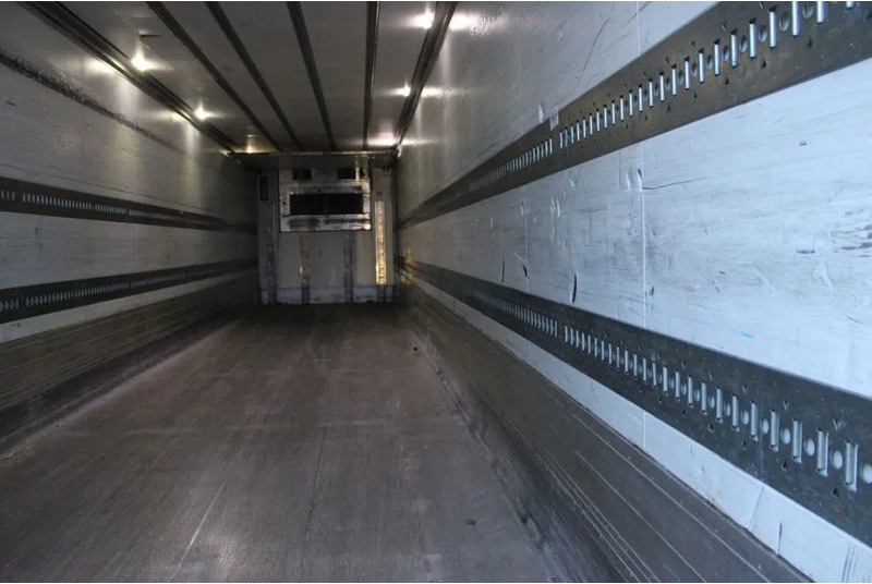 Schmitz Cargobull CARRIER VECTOR 1950 + 2.58 HEIGHT + LIFT 10-24TUV - Refrigerated semi-trailer: picture 4 Schmitz Cargobull CARRIER VECTOR 1950 + 2.58 HEIGHT + LIFT 10-24TUV - Refrigerated semi-trailer: picture 4