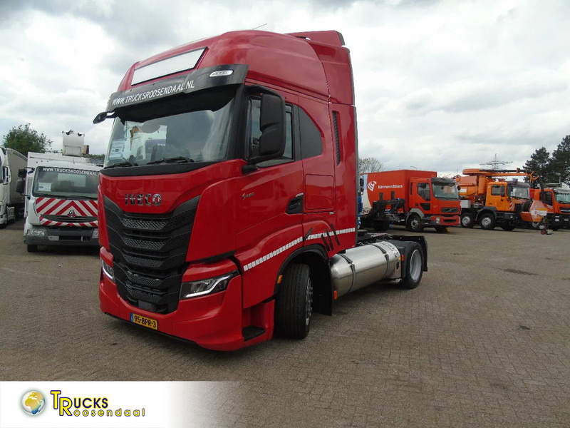 Iveco S-WAY 460 + LNG + 10 PIECES IN STOCK - Tractor unit: picture 1 Iveco S-WAY 460 + LNG + 10 PIECES IN STOCK - Tractor unit: picture 1