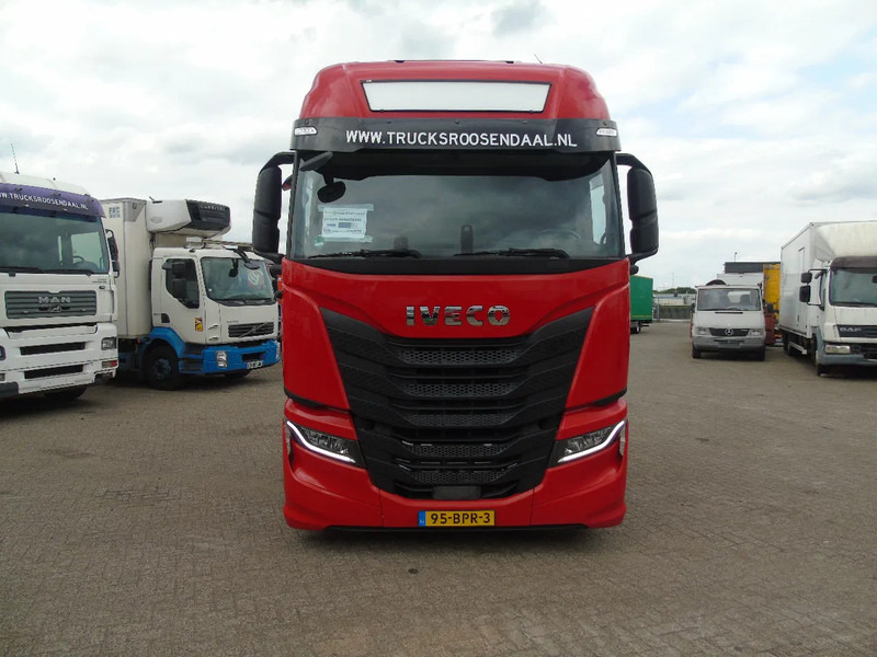 Iveco S-WAY 460 + LNG + 10 PIECES IN STOCK - Tractor unit: picture 5 Iveco S-WAY 460 + LNG + 10 PIECES IN STOCK - Tractor unit: picture 5