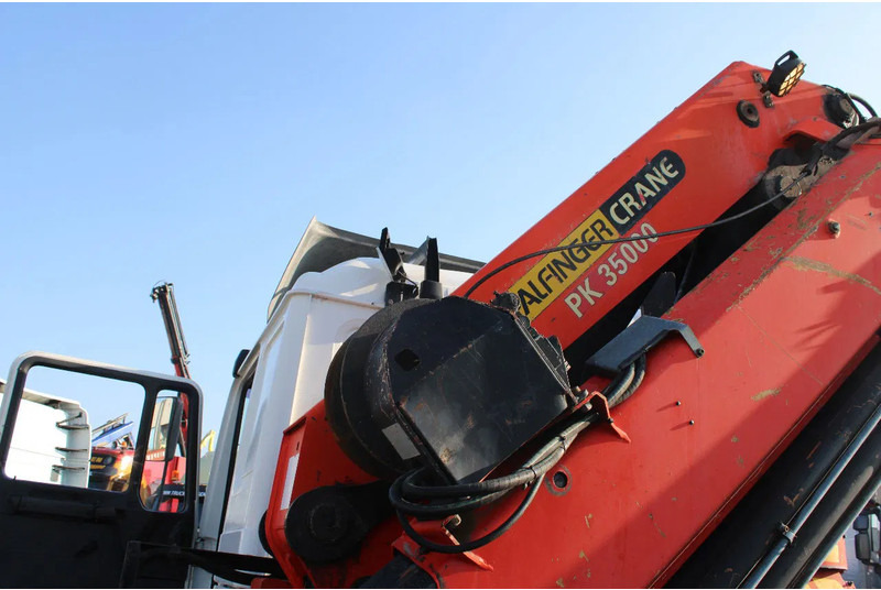 Tractor unit MAN 19.414 F2000 + PALFINGER PK35000 F + EURO 2 + MANUAL: picture 8