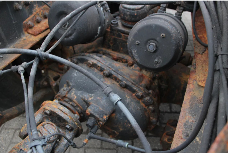 Tractor unit MAN F 26.364 + 6X4 + BIG AXLE + EURO 2 + MANUAL: picture 15