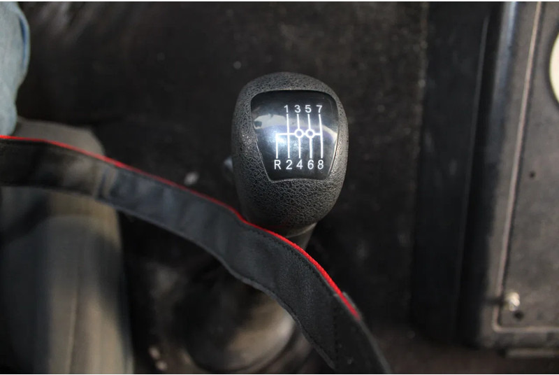 Tractor unit MAN F 26.364 + 6X4 + BIG AXLE + EURO 2 + MANUAL: picture 7