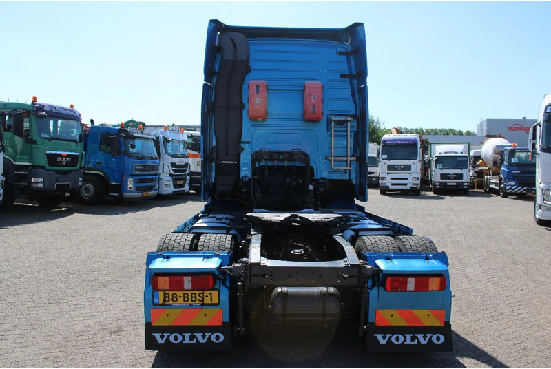 Volvo FH 460 XL cabine + euro 5 + spoiler - Tractor unit: picture 5 Volvo FH 460 XL cabine + euro 5 + spoiler - Tractor unit: picture 5