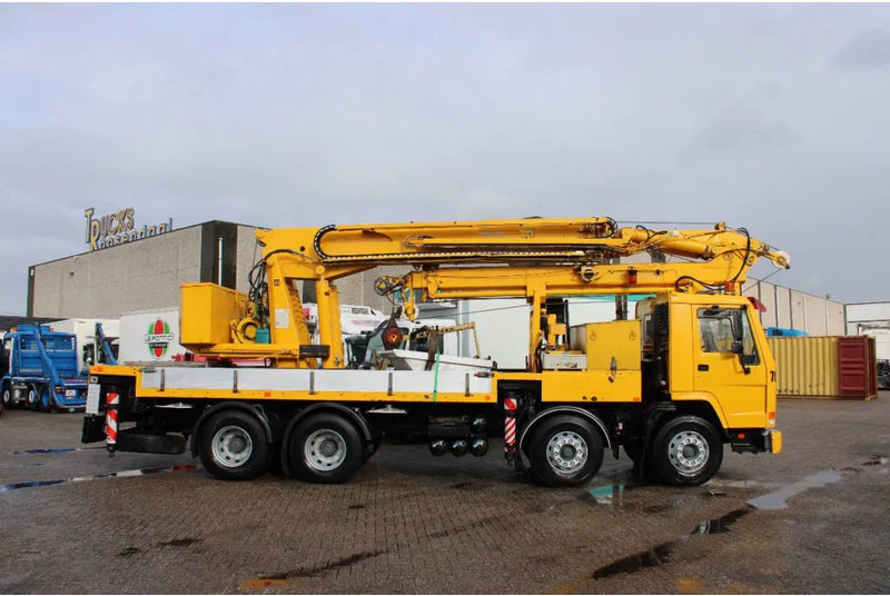 Volvo FL FL10 8X4 + GROMACH 34 mtr. + EURO 2 - Crane truck: picture 5 Volvo FL FL10 8X4 + GROMACH 34 mtr. + EURO 2 - Crane truck: picture 5