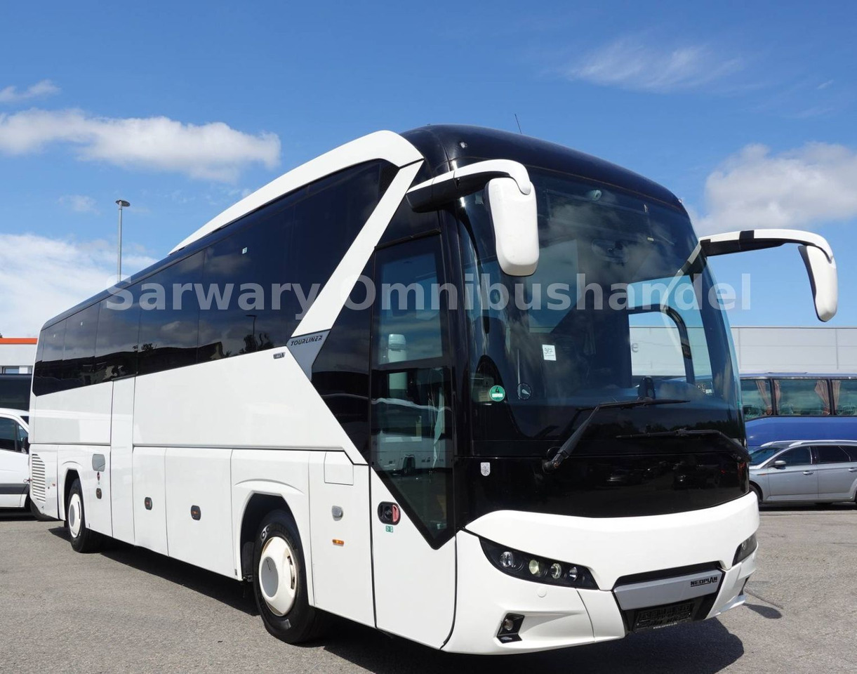 Neoplan Tourliner N 2216 SHD *P21*Tourismo*R07*51-Sitze* - Coach: picture 1 Neoplan Tourliner N 2216 SHD *P21*Tourismo*R07*51-Sitze* - Coach: picture 1