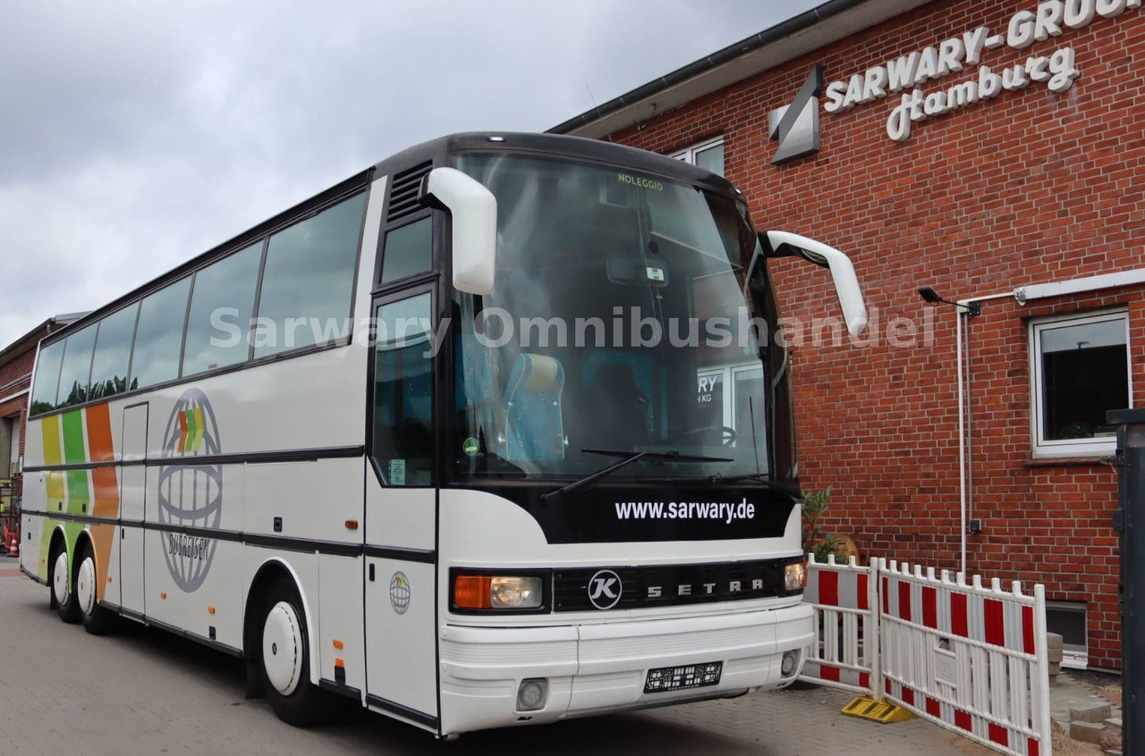Setra 215 HDH*41 Sitze*VIP*8 Gang*Klima*WC*TV*Clubecke - Coach: picture 1 Setra 215 HDH*41 Sitze*VIP*8 Gang*Klima*WC*TV*Clubecke - Coach: picture 1