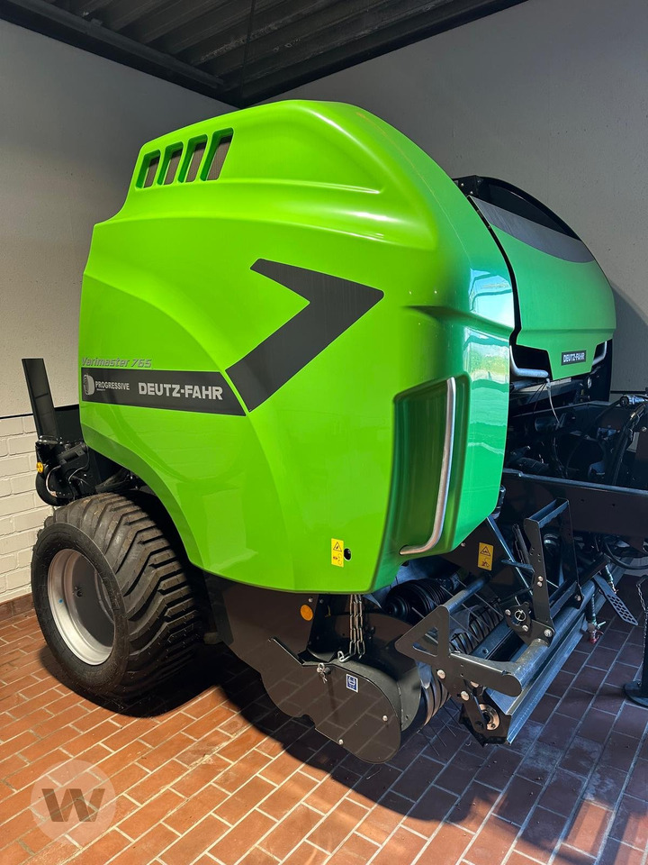 Deutz-Fahr VARIMASTER 765 - Round baler: picture 4 Deutz-Fahr VARIMASTER 765 - Round baler: picture 4