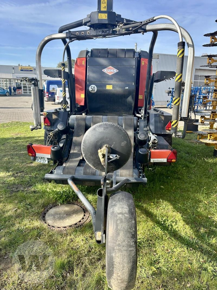 Kuhn VBP 2160 - Round baler: picture 5 Kuhn VBP 2160 - Round baler: picture 5