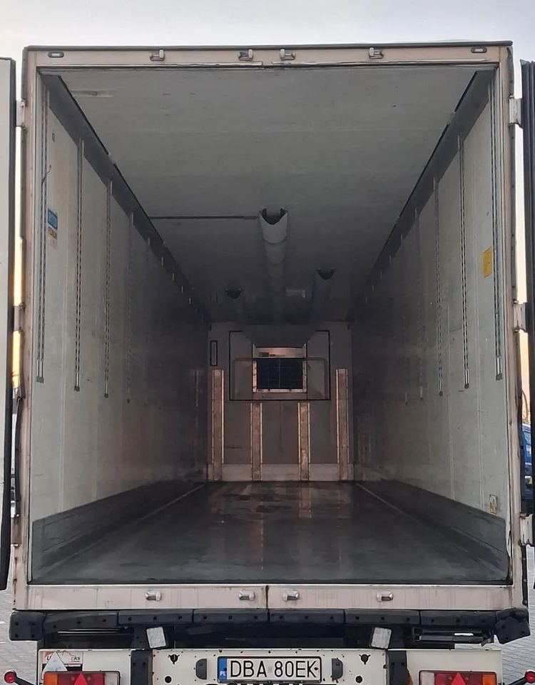 Refrigerated semi-trailer Schmitz Cargobull SKO24, Agregat Carrier Maxima 1300: picture 10 Refrigerated semi-trailer Schmitz Cargobull SKO24, Agregat Carrier Maxima 1300: picture 10