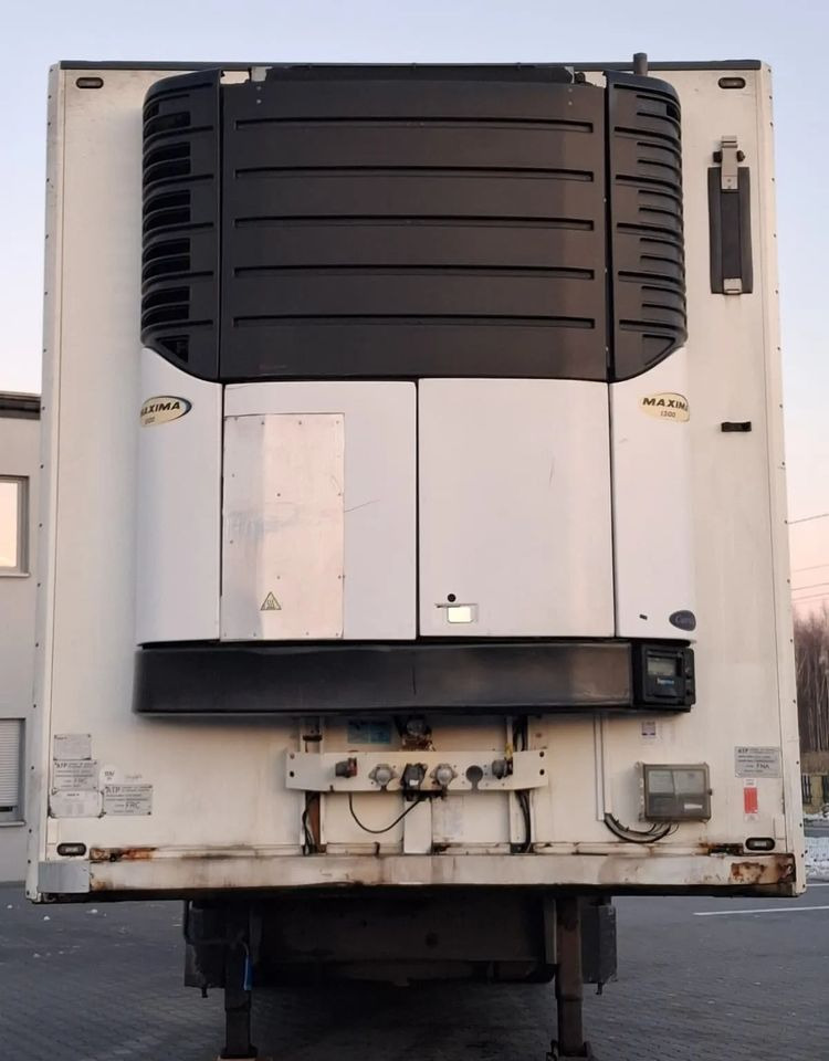 Refrigerated semi-trailer Schmitz Cargobull SKO24, Agregat Carrier Maxima 1300: picture 6 Refrigerated semi-trailer Schmitz Cargobull SKO24, Agregat Carrier Maxima 1300: picture 6