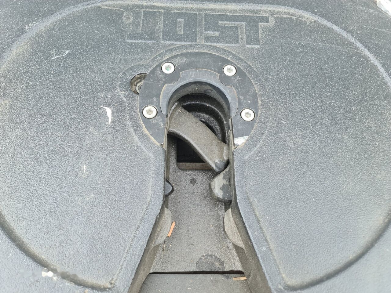 DAF MAN SCANIA VOLVO RENAULT IVECO FIFTH WHEEL / Jost JSK37ME140E1 JSK 37ME 140 MP 0815- 74 / WORLDWIDE DELIVERY - Fifth wheel coupling for Truck: picture 4 DAF MAN SCANIA VOLVO RENAULT IVECO FIFTH WHEEL / Jost JSK37ME140E1 JSK 37ME 140 MP 0815- 74 / WORLDWIDE DELIVERY - Fifth wheel coupling for Truck: picture 4